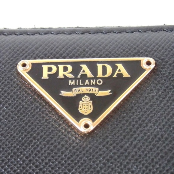 PRADA Saffiano Leather Long Zip Around Wallet 😍🖤 - Picture 3 of 16